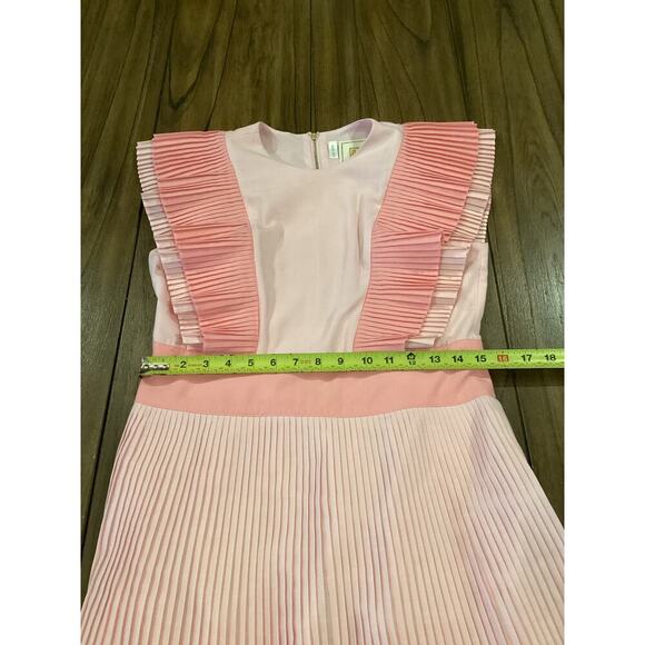 Emily Mccarthy Chloe Rose Petal Ruffle Pleated Short Sleeve Midi Dress S pink - Picture 2 of 12